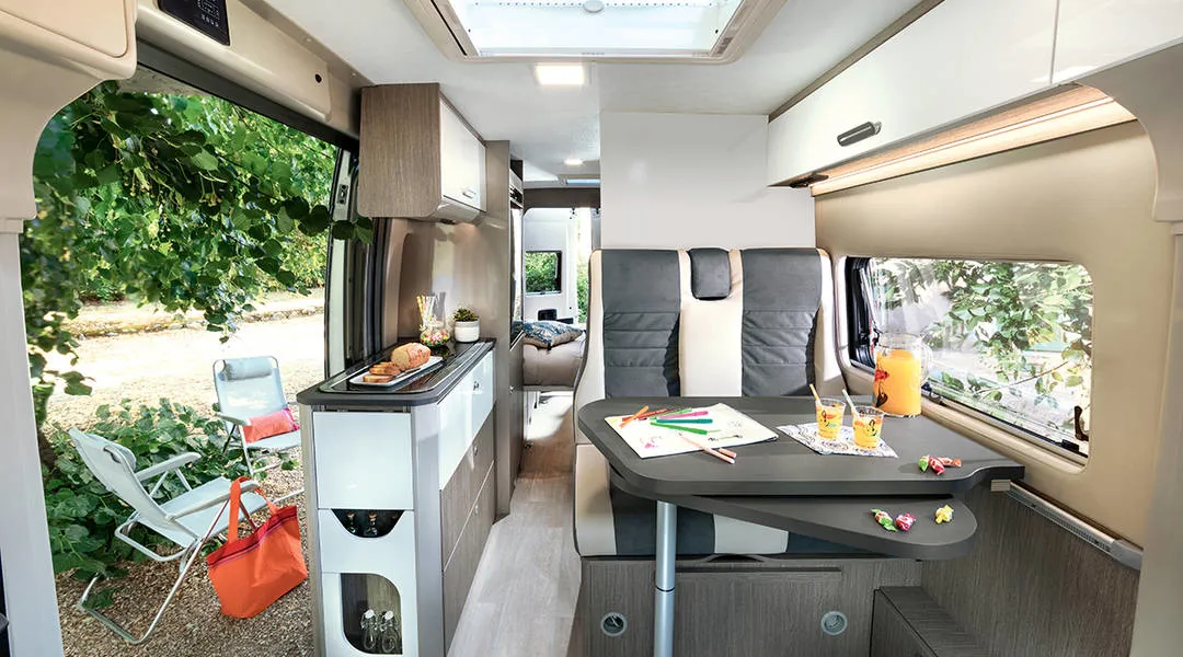 Chausson Sport Line V594 Eating Area