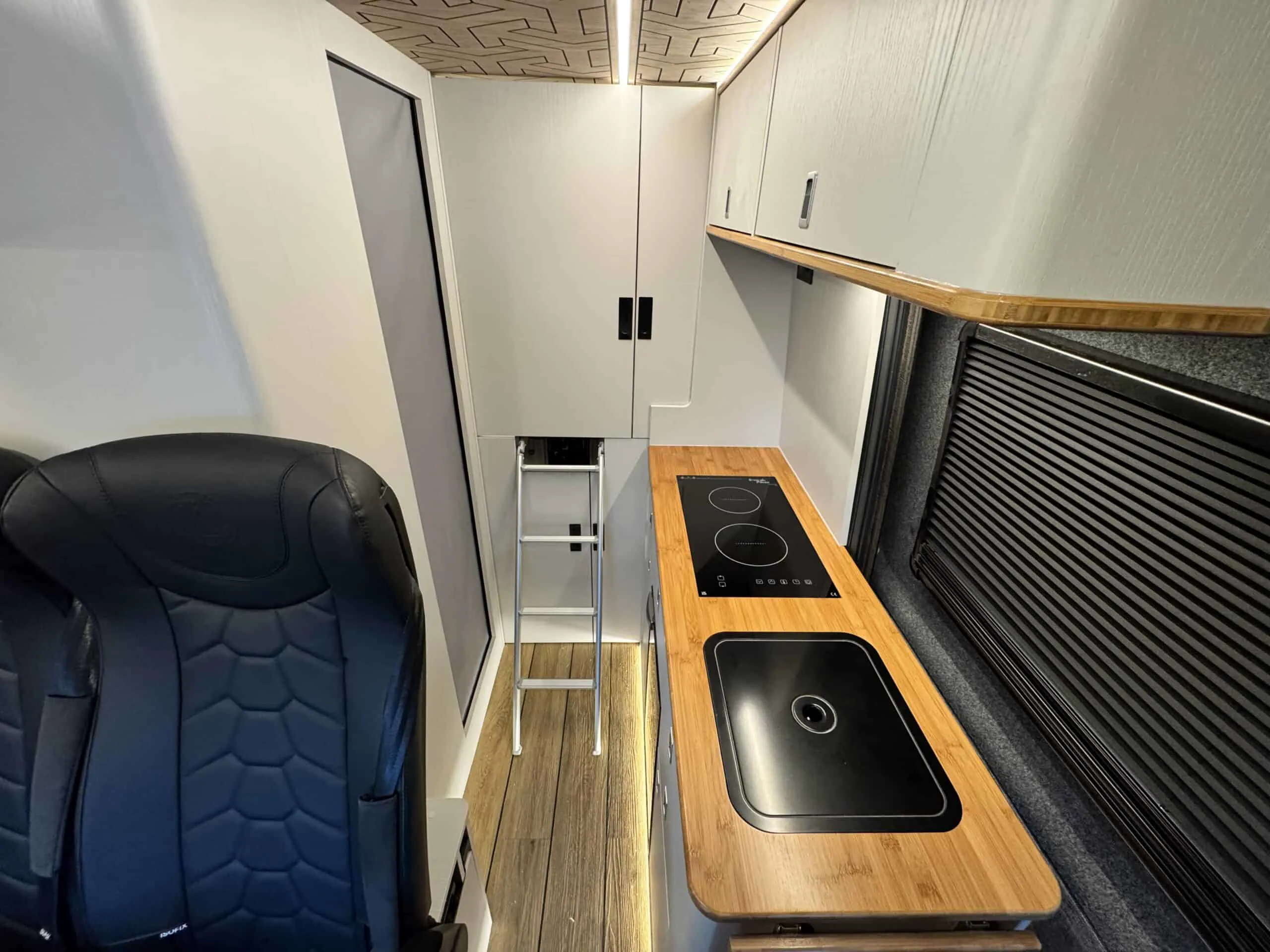 Knights Custom Conversions Prestige XL 2 To Back