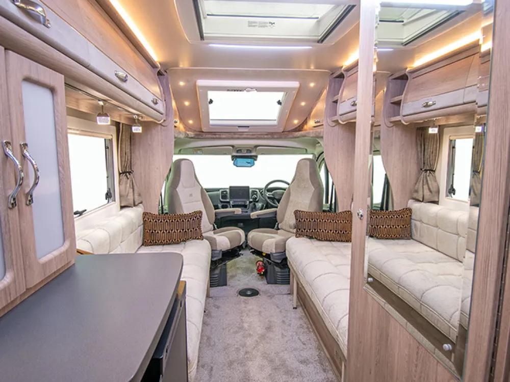 Auto Sleepers Nuevo EK Plus Internal