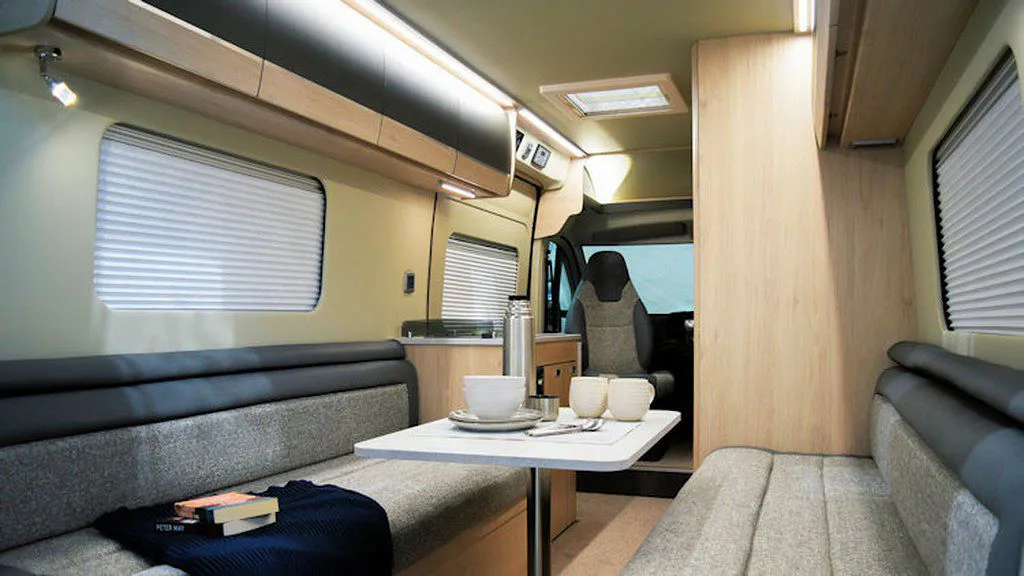 Don Amott Campervan Auto Trail