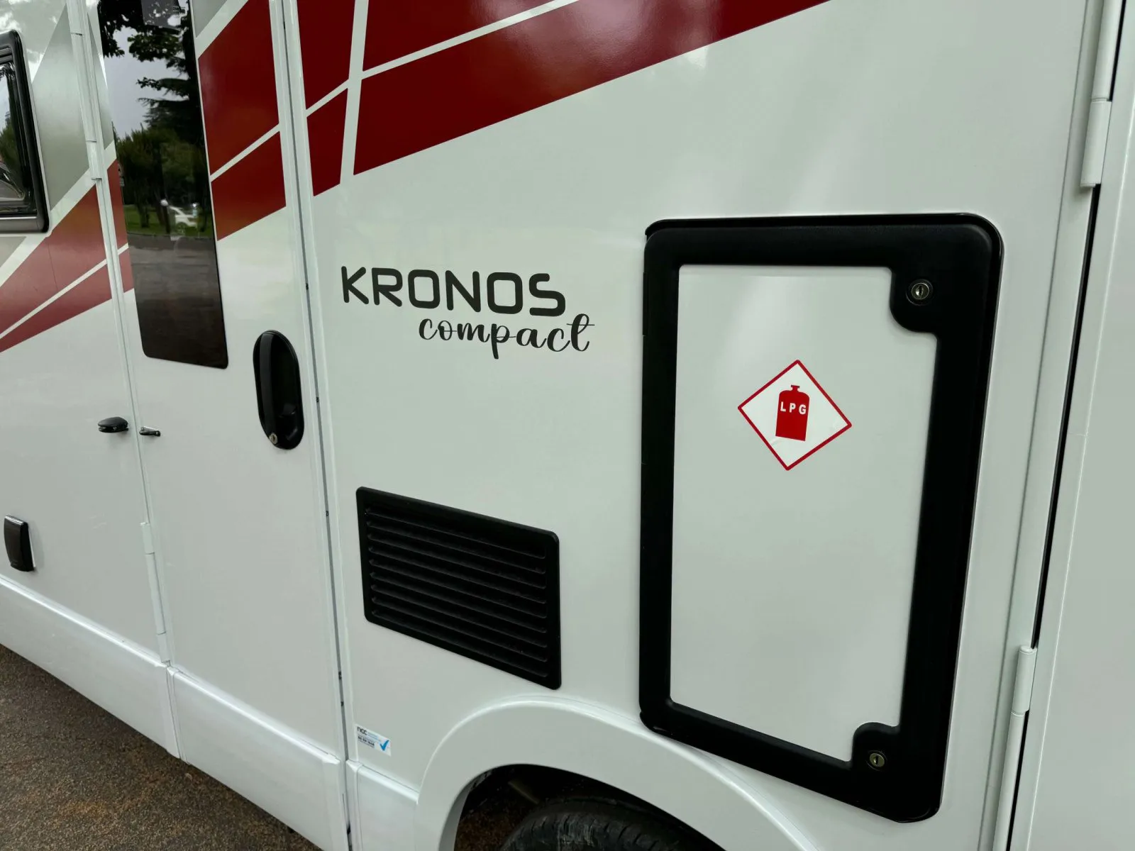 Roller Team Kronos 590 Compact Motorhome Exterior Branding